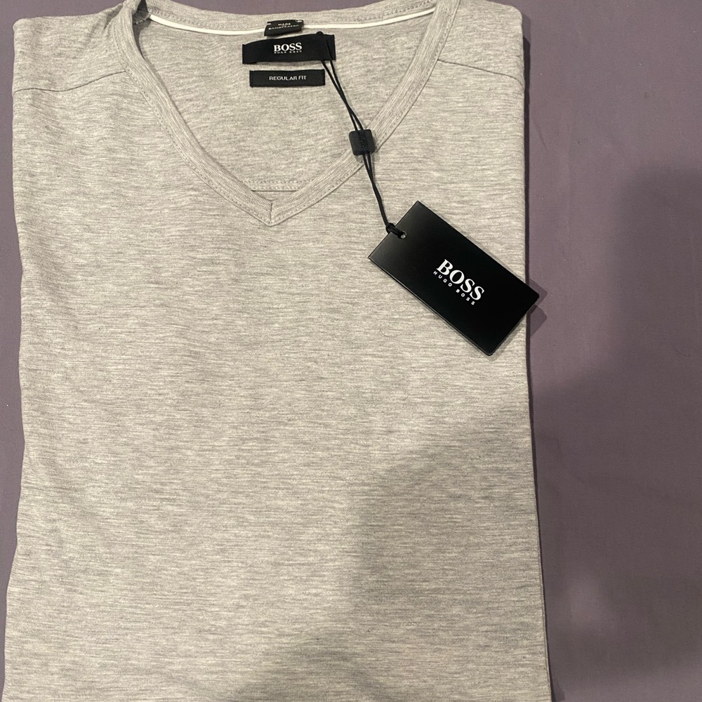 BOSS Men's V-neck Gray T-shirt